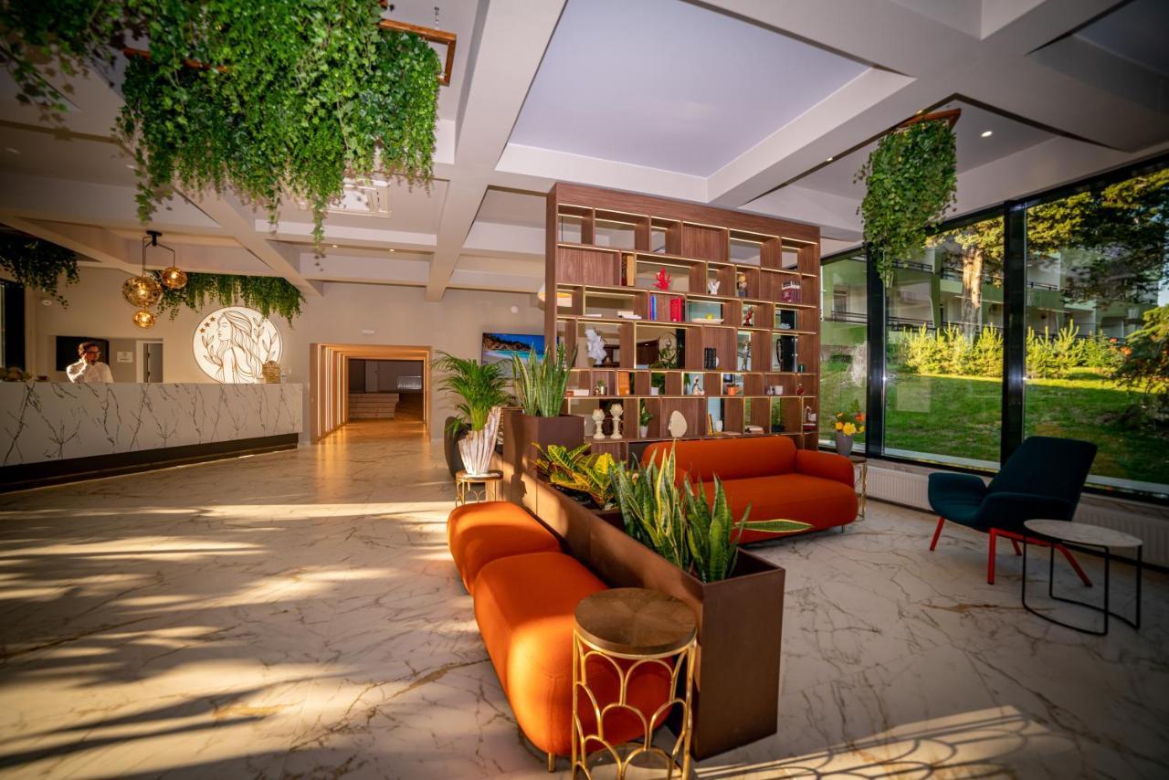 Hotel Corina Venus Exterior photo