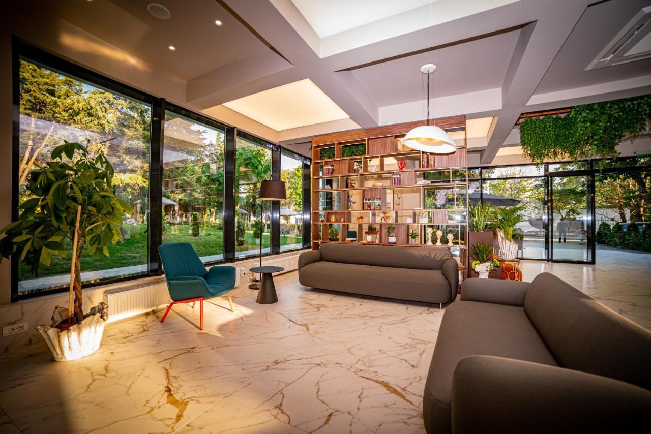 Hotel Corina Venus Exterior photo