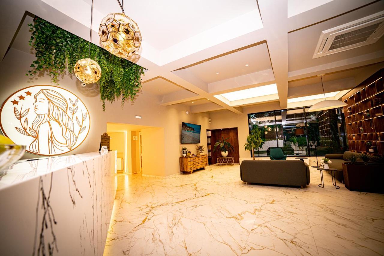Hotel Corina Venus Exterior photo