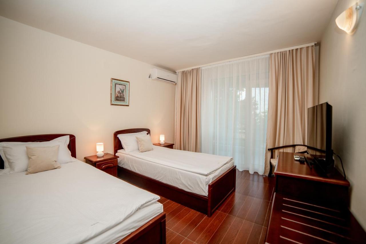 Hotel Corina Venus Exterior photo