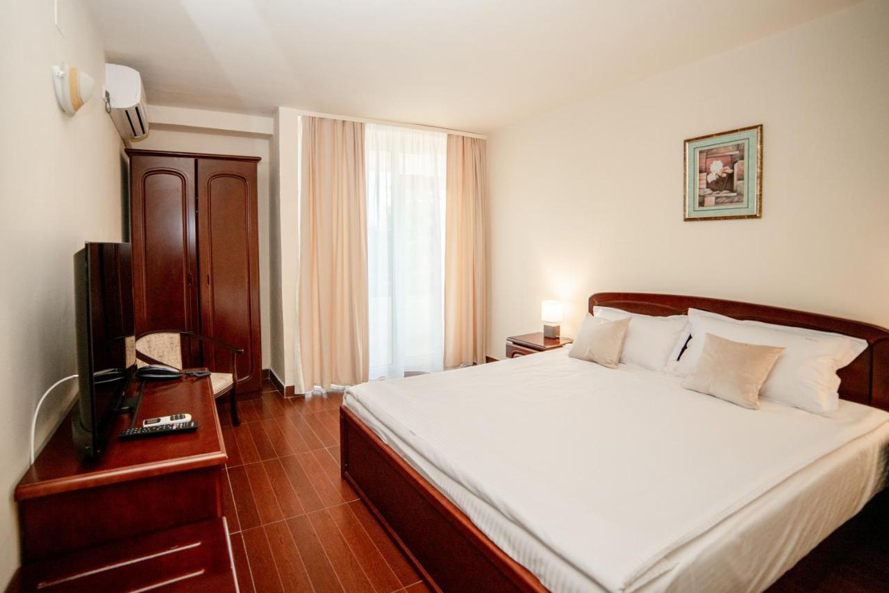 Hotel Corina Venus Exterior photo