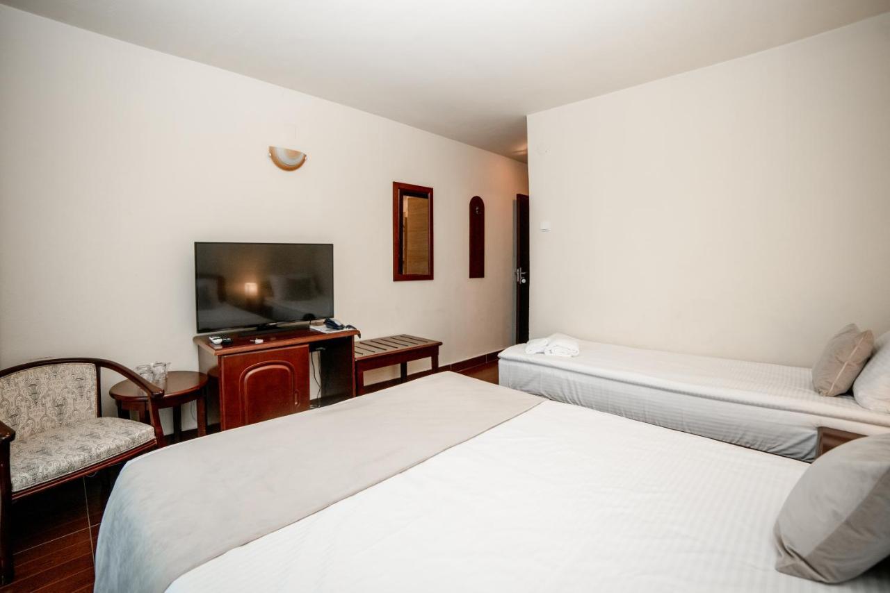 Hotel Corina Venus Exterior photo